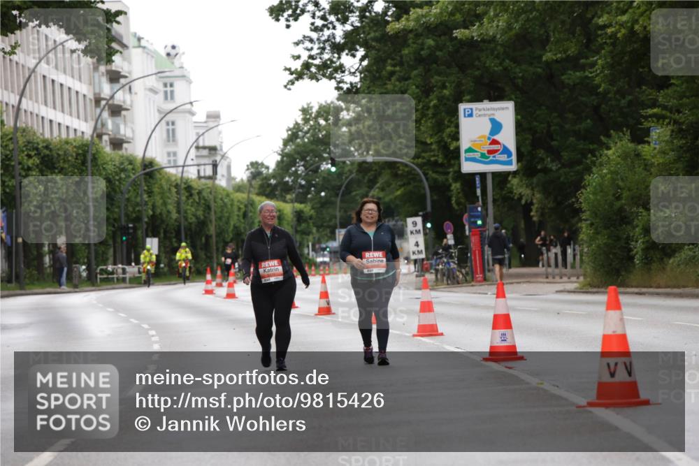 14.06.2026 - REWE Women's Run Jannik Wohlers http://msf.ph/oto/9815426 14.06.2026 10:44:34 Laufen 9, 4 meine-sportfotos.de