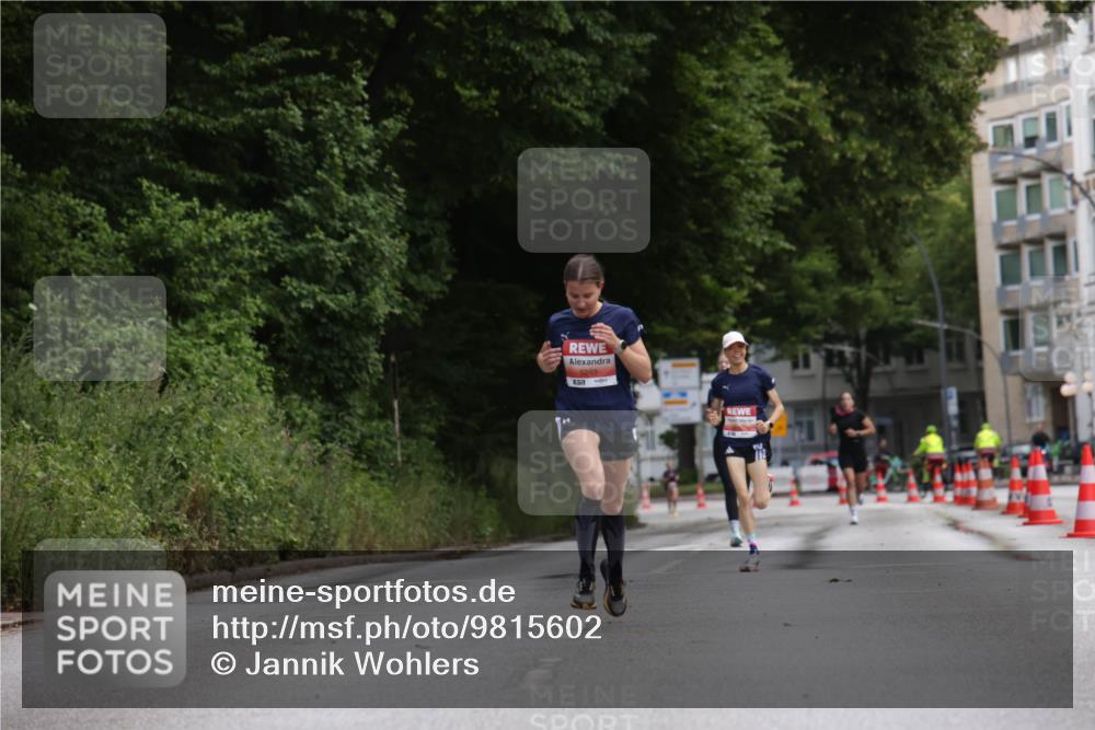 14.06.2026 - REWE Women's Run Jannik Wohlers http://msf.ph/oto/9815602 14.06.2026 10:48:07 Laufen 5263 meine-sportfotos.de