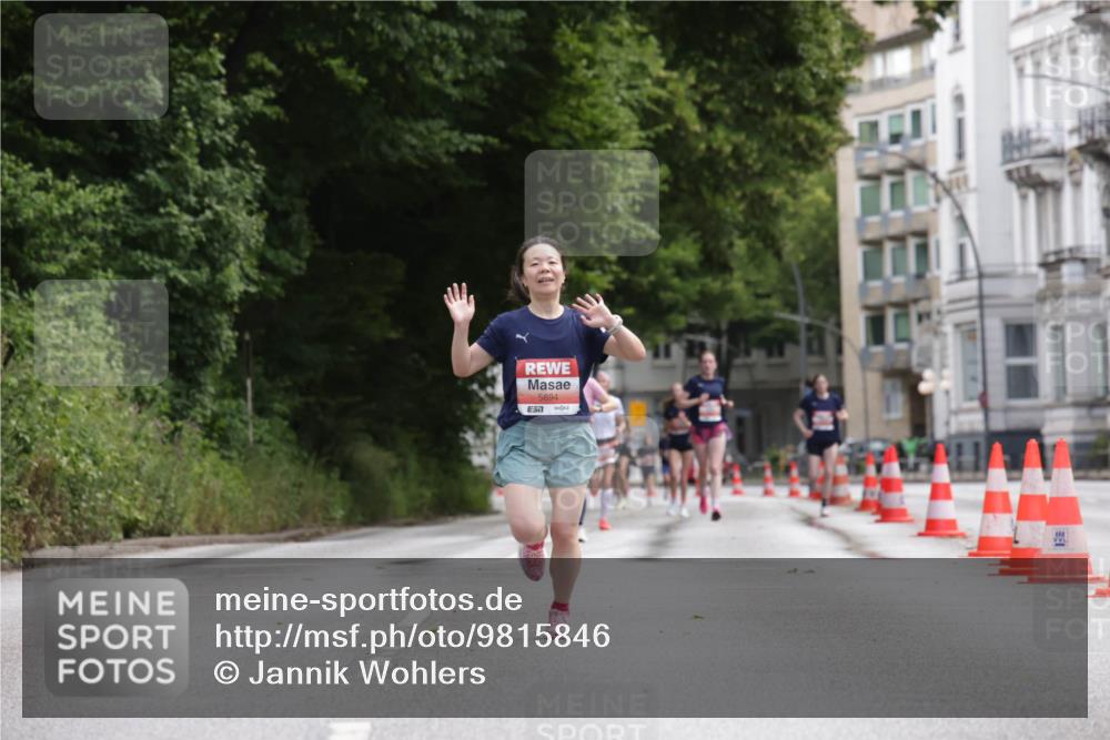 14.06.2026 - REWE Women's Run Jannik Wohlers http://msf.ph/oto/9815846 14.06.2026 10:49:39 Laufen 5694, 7 meine-sportfotos.de