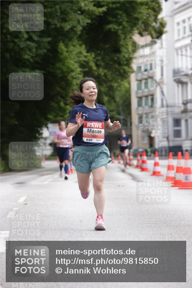 14.06.2026 - REWE Women's Run Jannik Wohlers http://msf.ph/oto/9815850 14.06.2026 10:49:41 Laufen 5694 meine-sportfotos.de