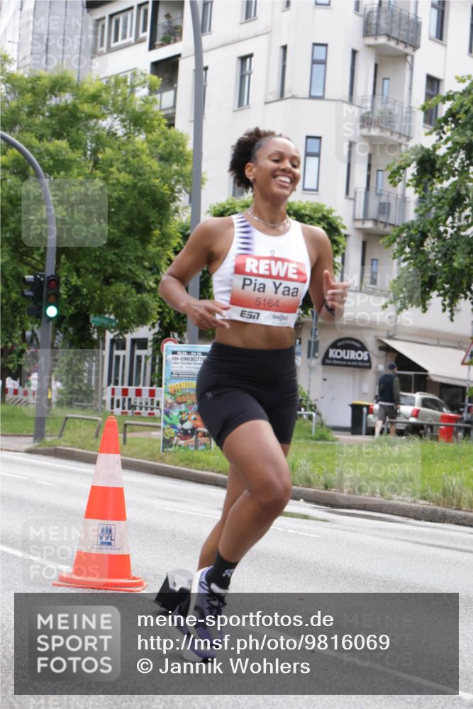 14.06.2026 - REWE Women's Run Jannik Wohlers http://msf.ph/oto/9816069 14.06.2026 10:50:32 Laufen 040, 66, 93, 0222, 5164, 7 meine-sportfotos.de
