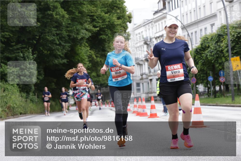 14.06.2026 - REWE Women's Run Jannik Wohlers http://msf.ph/oto/9816158 14.06.2026 10:50:59 Laufen 5707, 5715, 7, 1 meine-sportfotos.de