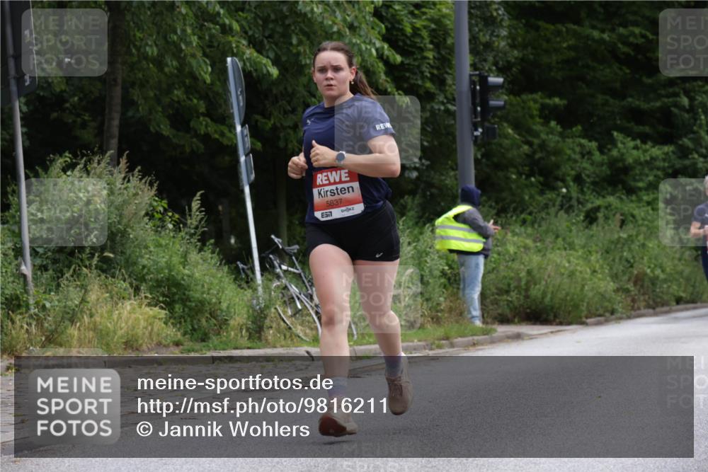 14.06.2026 - REWE Women's Run Jannik Wohlers http://msf.ph/oto/9816211 14.06.2026 10:51:09 Laufen 5837 meine-sportfotos.de