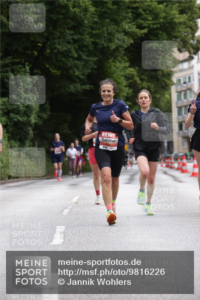 14.06.2026 - REWE Women's Run Jannik Wohlers http://msf.ph/oto/9816226 14.06.2026 10:51:13 Laufen 5096 meine-sportfotos.de