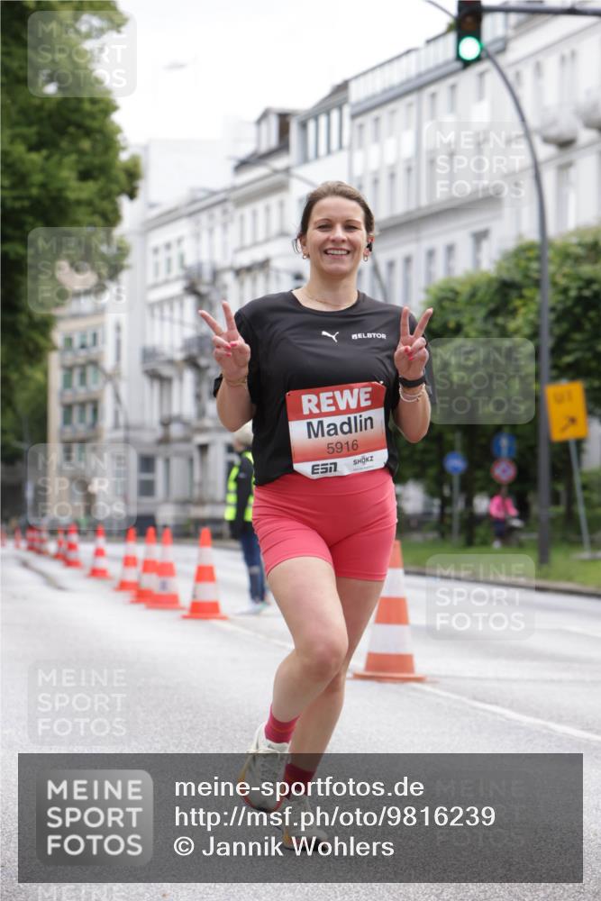 14.06.2026 - REWE Women's Run Jannik Wohlers http://msf.ph/oto/9816239 14.06.2026 10:51:17 Laufen 5916 meine-sportfotos.de