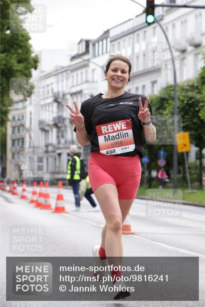 14.06.2026 - REWE Women's Run Jannik Wohlers http://msf.ph/oto/9816241 14.06.2026 10:51:17 Laufen 5916, 7 meine-sportfotos.de