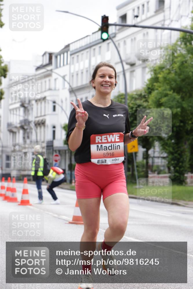 14.06.2026 - REWE Women's Run Jannik Wohlers http://msf.ph/oto/9816245 14.06.2026 10:51:17 Laufen 5916 meine-sportfotos.de