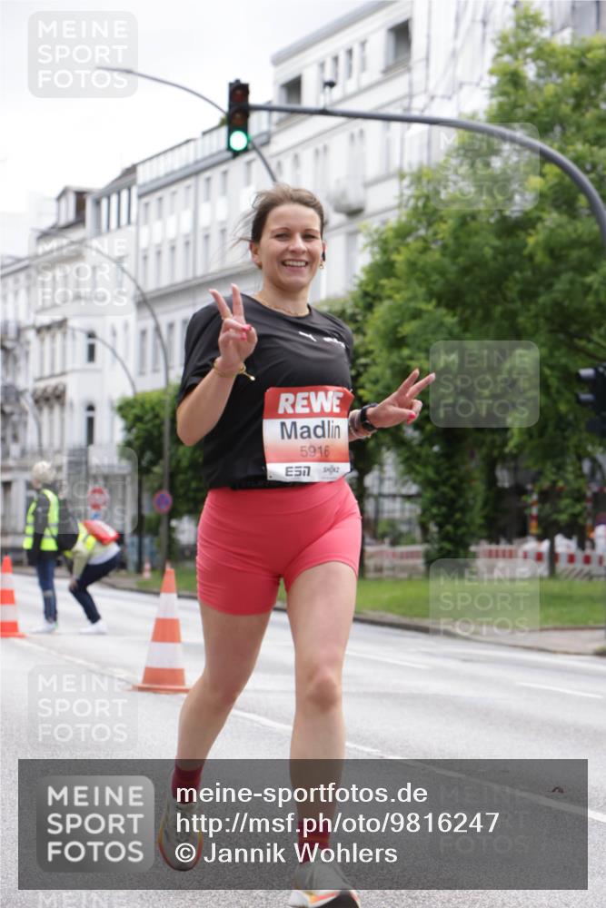 14.06.2026 - REWE Women's Run Jannik Wohlers http://msf.ph/oto/9816247 14.06.2026 10:51:17 Laufen 5916 meine-sportfotos.de