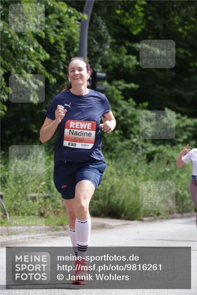 14.06.2026 - REWE Women's Run Jannik Wohlers http://msf.ph/oto/9816261 14.06.2026 10:51:23 Laufen 5702, 7 meine-sportfotos.de