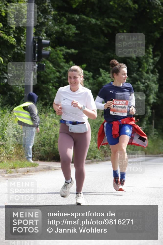 14.06.2026 - REWE Women's Run Jannik Wohlers http://msf.ph/oto/9816271 14.06.2026 10:51:25 Laufen 5649 meine-sportfotos.de
