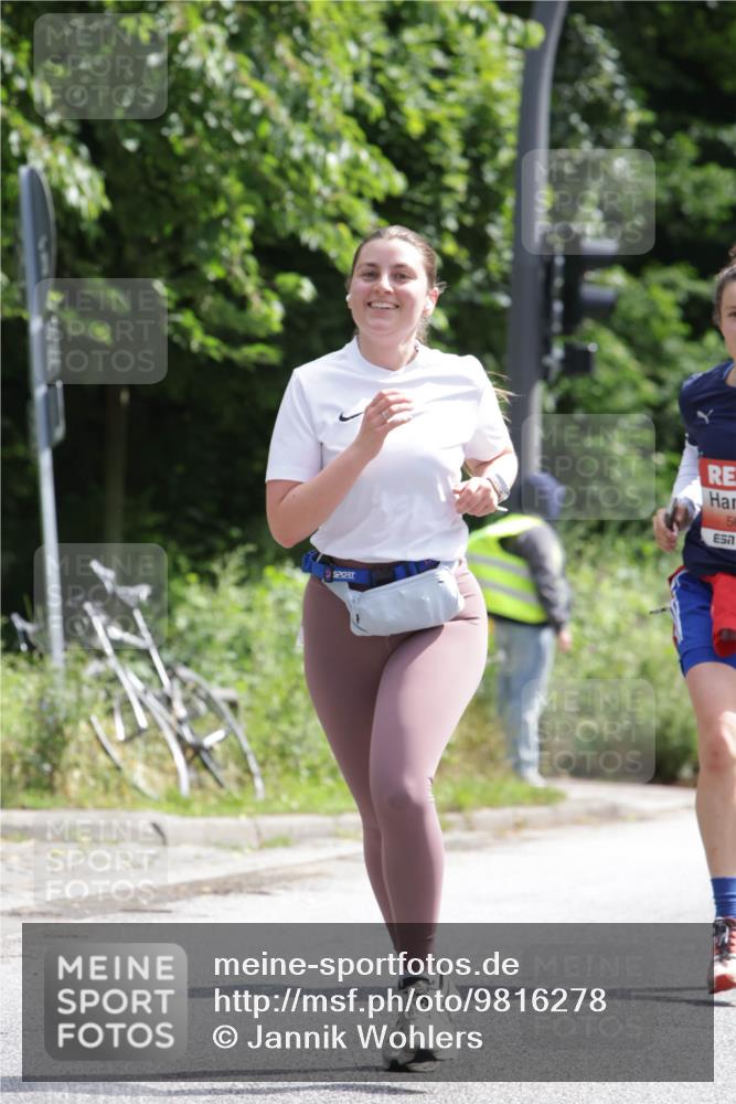 14.06.2026 - REWE Women's Run Jannik Wohlers http://msf.ph/oto/9816278 14.06.2026 10:51:26 Laufen 5 meine-sportfotos.de