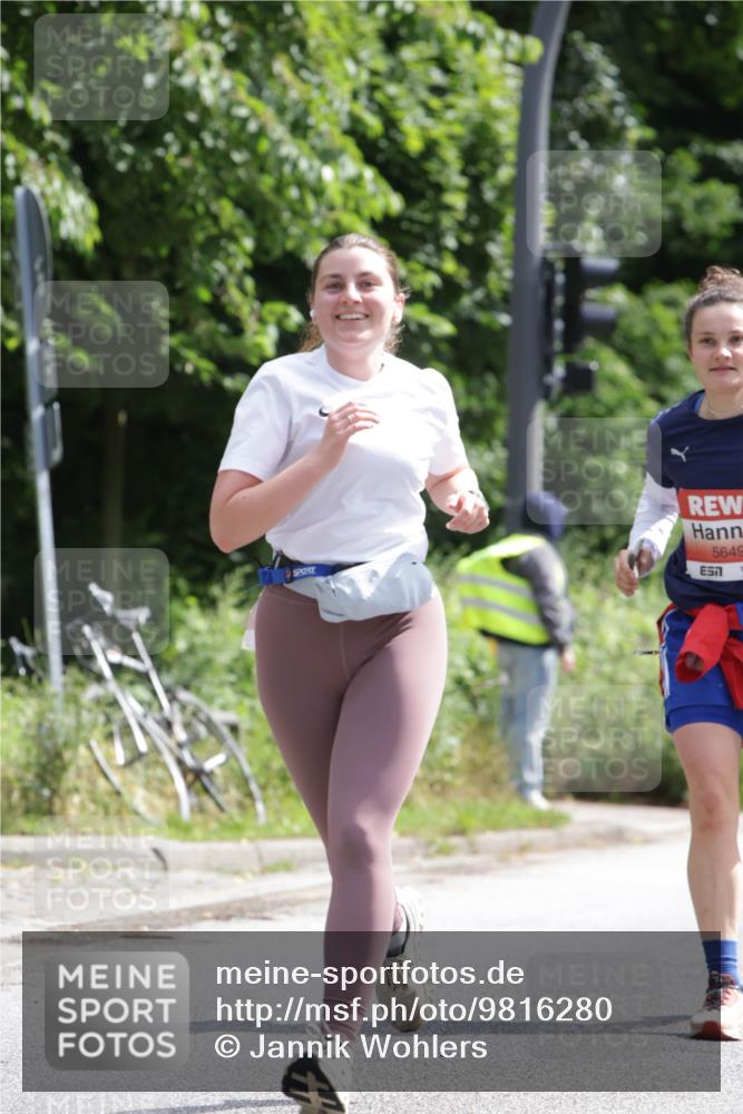 14.06.2026 - REWE Women's Run Jannik Wohlers http://msf.ph/oto/9816280 14.06.2026 10:51:26 Laufen 5649 meine-sportfotos.de