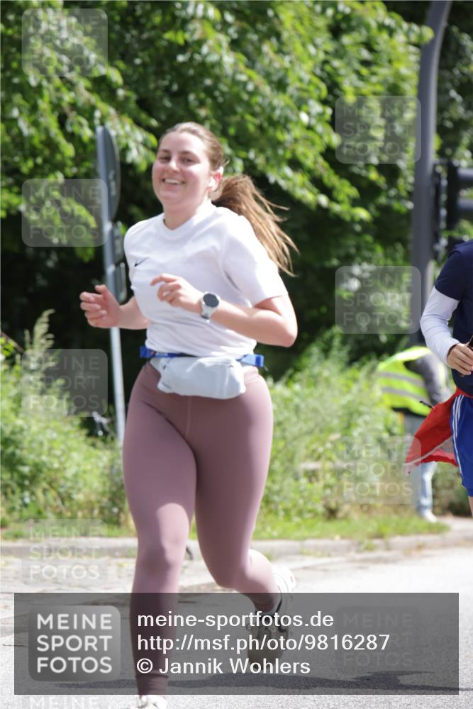 14.06.2026 - REWE Women's Run Jannik Wohlers http://msf.ph/oto/9816287 14.06.2026 10:51:27 Laufen  meine-sportfotos.de