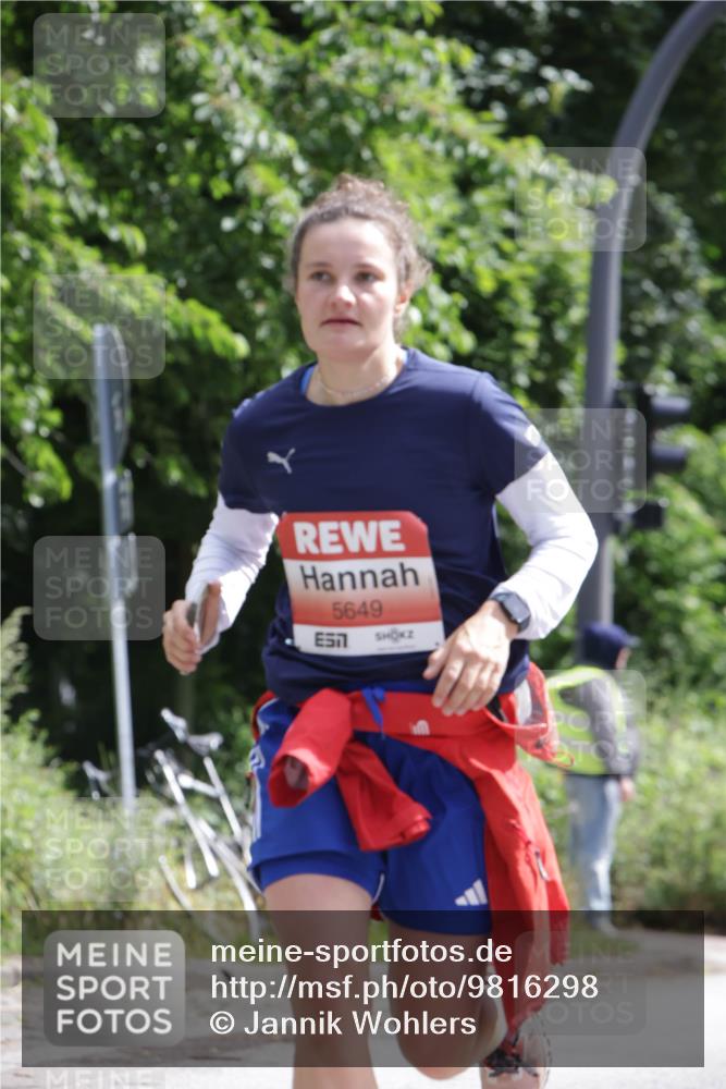 14.06.2026 - REWE Women's Run Jannik Wohlers http://msf.ph/oto/9816298 14.06.2026 10:51:28 Laufen 5649 meine-sportfotos.de