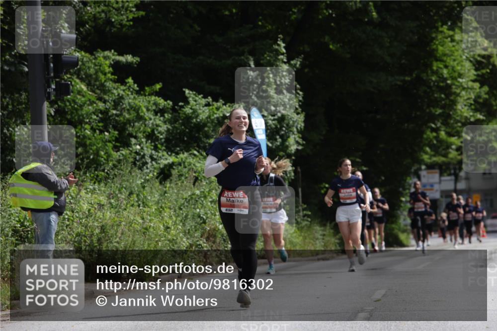 14.06.2026 - REWE Women's Run Jannik Wohlers http://msf.ph/oto/9816302 14.06.2026 10:51:39 Laufen 5789, 57 meine-sportfotos.de