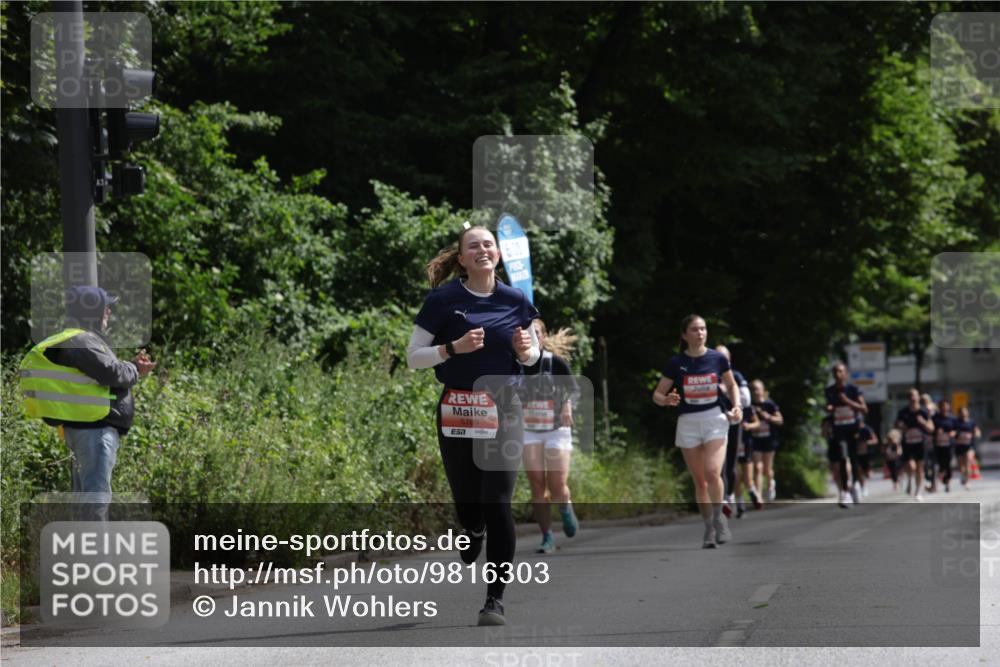 14.06.2026 - REWE Women's Run Jannik Wohlers http://msf.ph/oto/9816303 14.06.2026 10:51:39 Laufen 5789, 7 meine-sportfotos.de