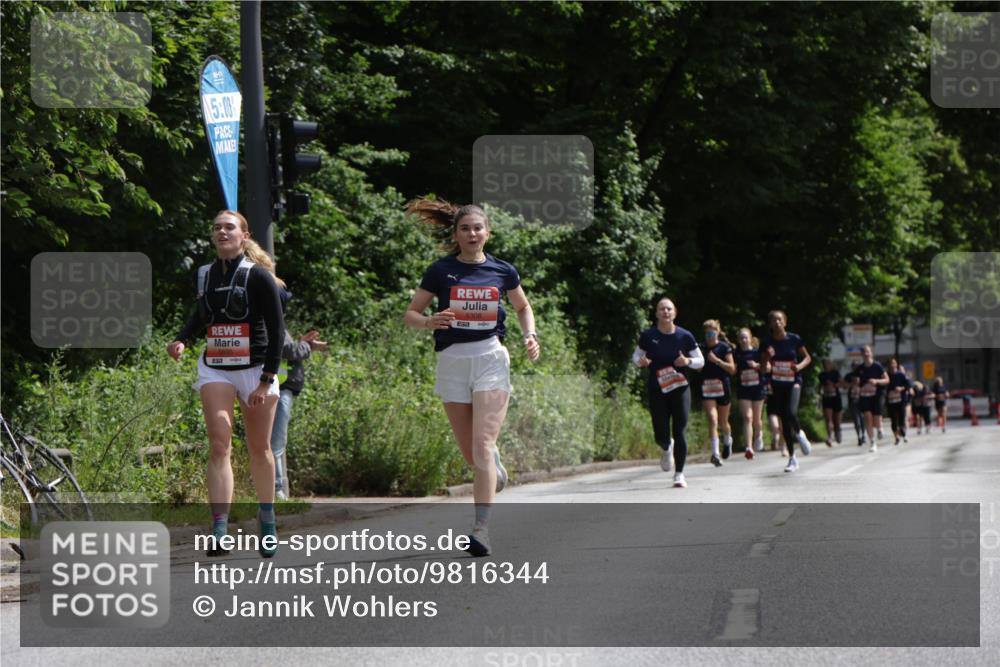 14.06.2026 - REWE Women's Run Jannik Wohlers http://msf.ph/oto/9816344 14.06.2026 10:51:44 Laufen 5, 06, 5308 meine-sportfotos.de