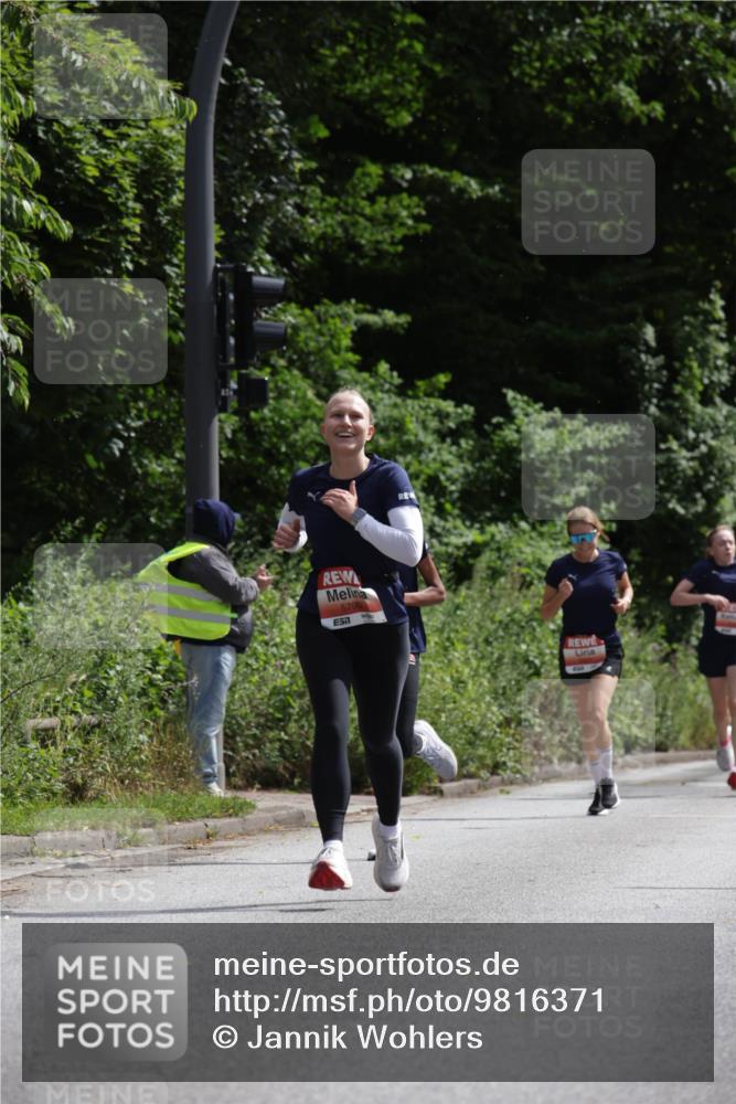 14.06.2026 - REWE Women's Run Jannik Wohlers http://msf.ph/oto/9816371 14.06.2026 10:51:49 Laufen 5790 meine-sportfotos.de