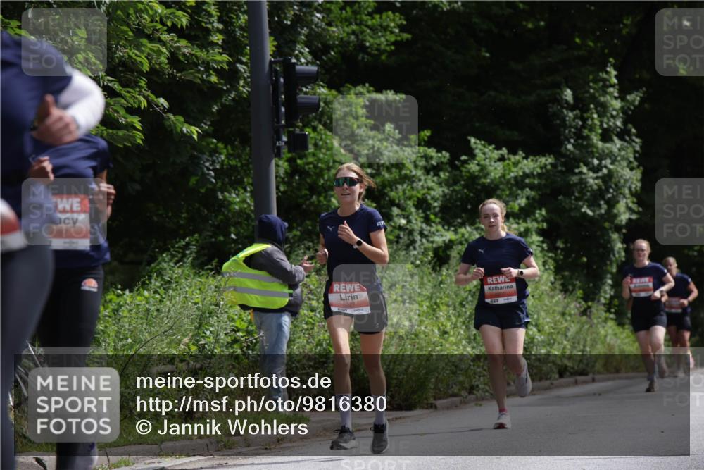 14.06.2026 - REWE Women's Run Jannik Wohlers http://msf.ph/oto/9816380 14.06.2026 10:51:52 Laufen 5527, 651 meine-sportfotos.de