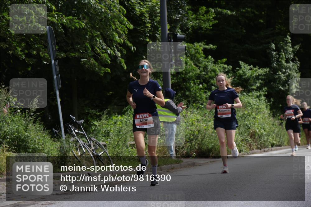 14.06.2026 - REWE Women's Run Jannik Wohlers http://msf.ph/oto/9816390 14.06.2026 10:51:53 Laufen 5527, 57 meine-sportfotos.de