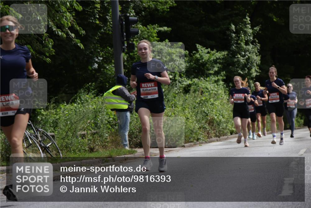 14.06.2026 - REWE Women's Run Jannik Wohlers http://msf.ph/oto/9816393 14.06.2026 10:51:55 Laufen 51, 651, 5250 meine-sportfotos.de