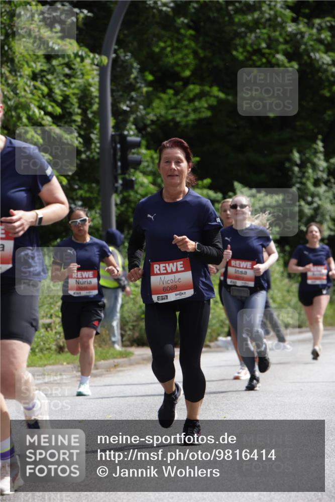 14.06.2026 - REWE Women's Run Jannik Wohlers http://msf.ph/oto/9816414 14.06.2026 10:52:02 Laufen 3045, 6069, 863 meine-sportfotos.de