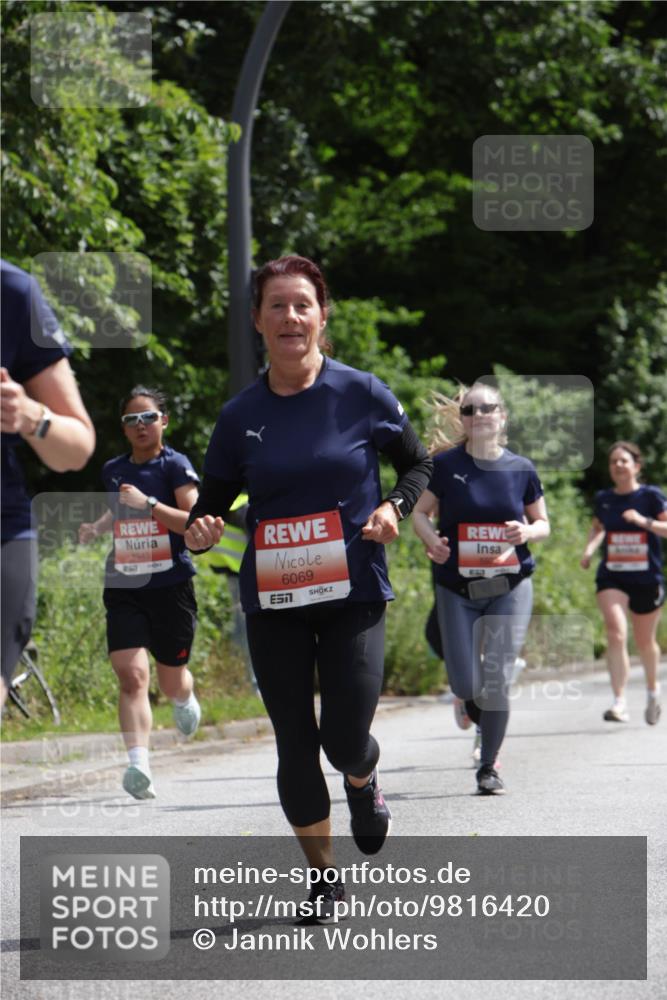 14.06.2026 - REWE Women's Run Jannik Wohlers http://msf.ph/oto/9816420 14.06.2026 10:52:02 Laufen 657, 6069, 57 meine-sportfotos.de