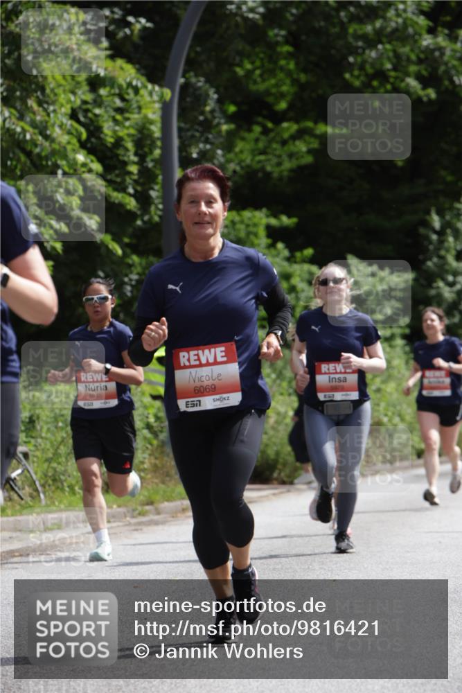 14.06.2026 - REWE Women's Run Jannik Wohlers http://msf.ph/oto/9816421 14.06.2026 10:52:02 Laufen 5945, 651, 6069, 7, 5979 meine-sportfotos.de