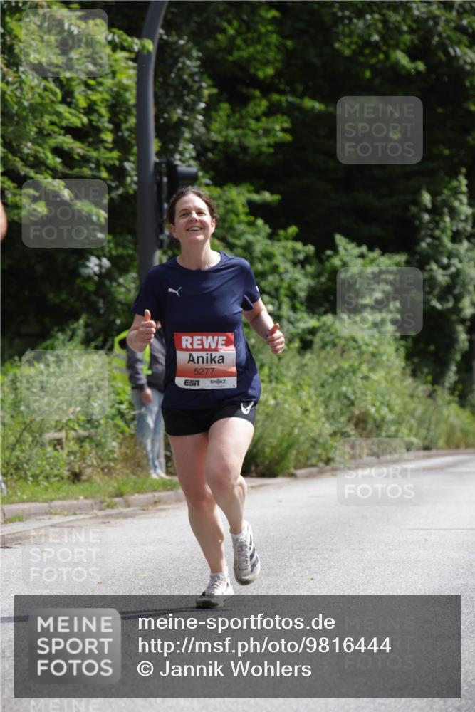 14.06.2026 - REWE Women's Run Jannik Wohlers http://msf.ph/oto/9816444 14.06.2026 10:52:06 Laufen 5277 meine-sportfotos.de