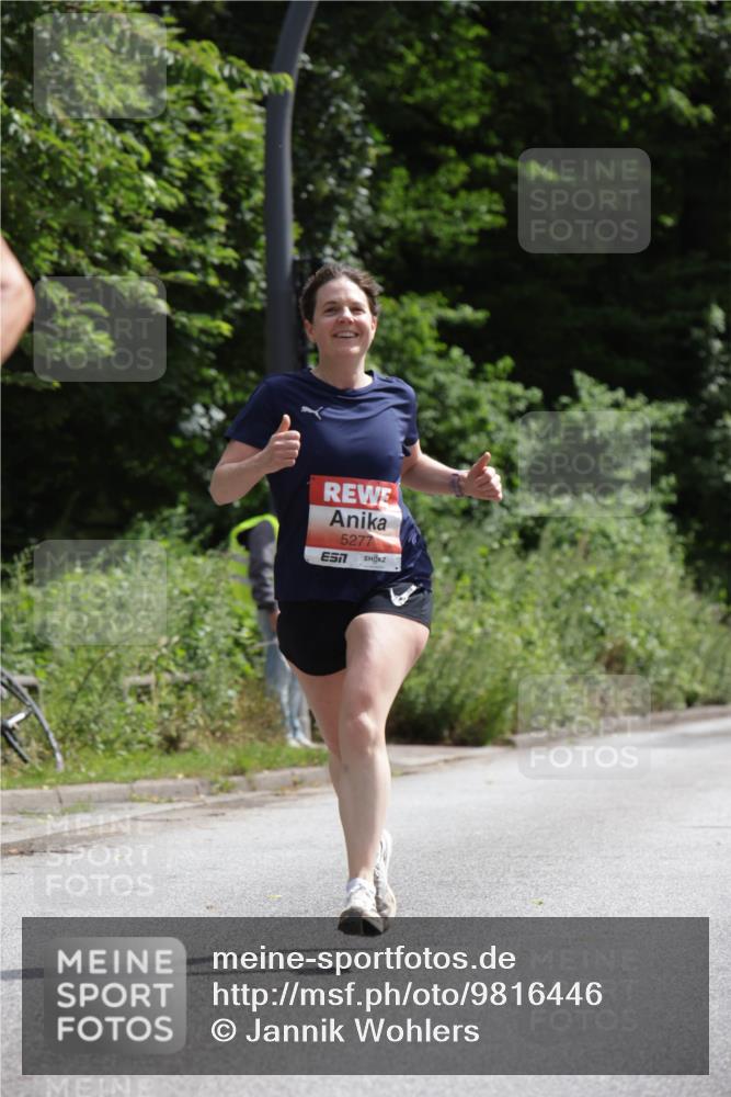 14.06.2026 - REWE Women's Run Jannik Wohlers http://msf.ph/oto/9816446 14.06.2026 10:52:06 Laufen 5277 meine-sportfotos.de