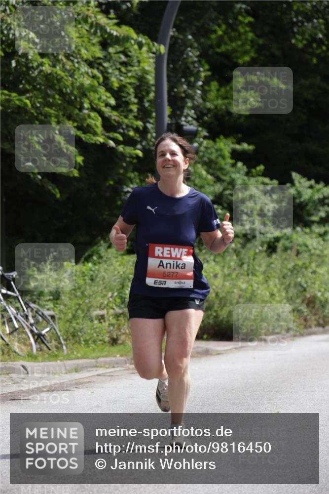 14.06.2026 - REWE Women's Run Jannik Wohlers http://msf.ph/oto/9816450 14.06.2026 10:52:06 Laufen 5277 meine-sportfotos.de