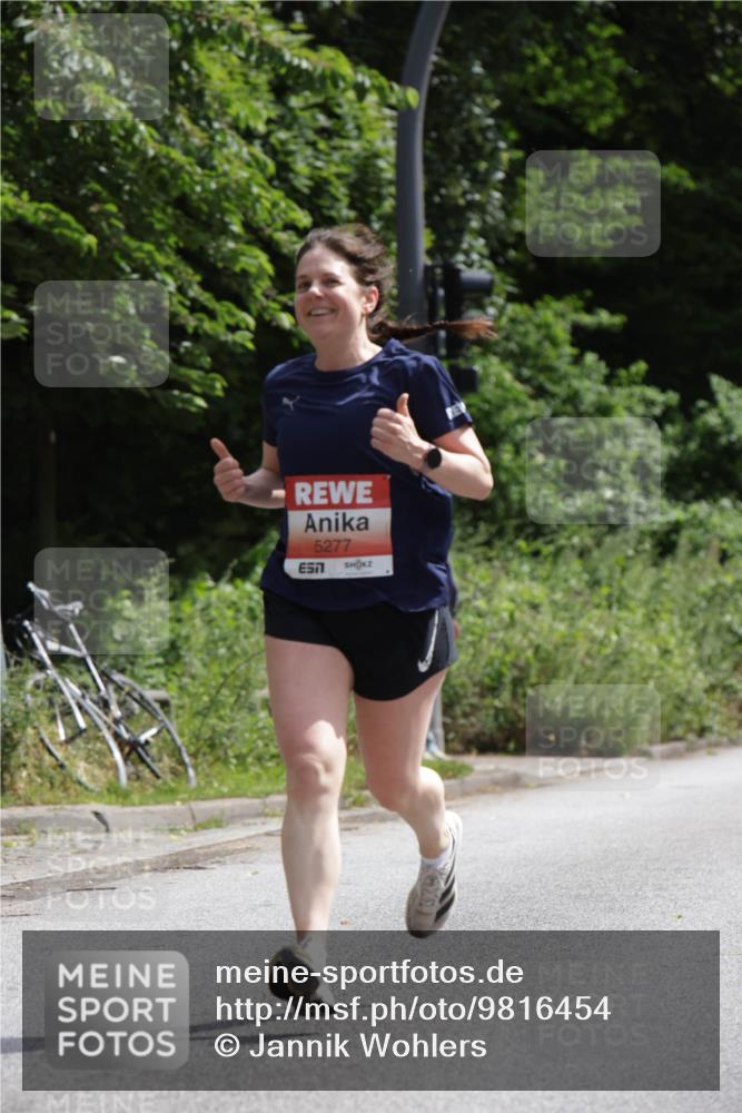 14.06.2026 - REWE Women's Run Jannik Wohlers http://msf.ph/oto/9816454 14.06.2026 10:52:06 Laufen 5277 meine-sportfotos.de