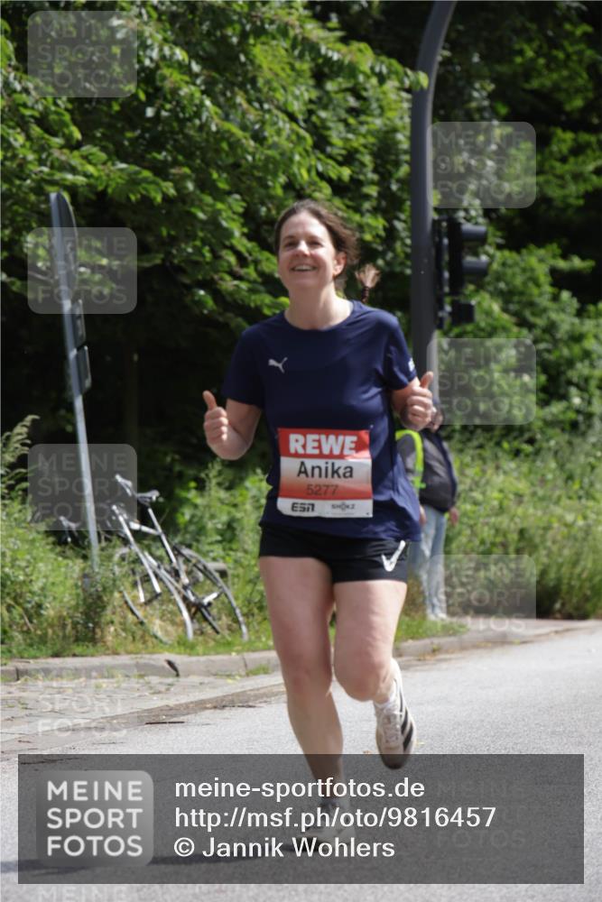 14.06.2026 - REWE Women's Run Jannik Wohlers http://msf.ph/oto/9816457 14.06.2026 10:52:06 Laufen 5277, 7 meine-sportfotos.de