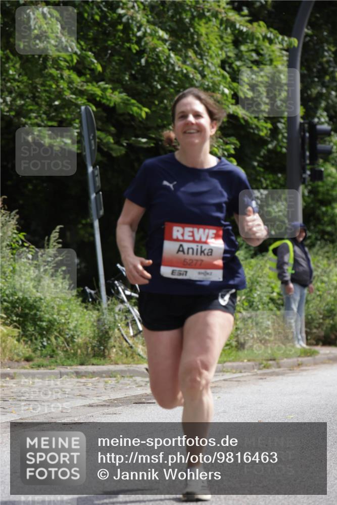 14.06.2026 - REWE Women's Run Jannik Wohlers http://msf.ph/oto/9816463 14.06.2026 10:52:07 Laufen 5277 meine-sportfotos.de