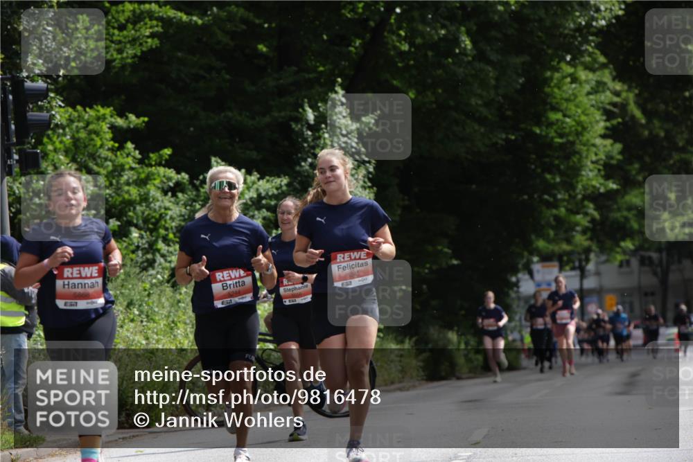 14.06.2026 - REWE Women's Run Jannik Wohlers http://msf.ph/oto/9816478 14.06.2026 10:52:19 Laufen 5868, 7, 5244, 5245, 7 meine-sportfotos.de