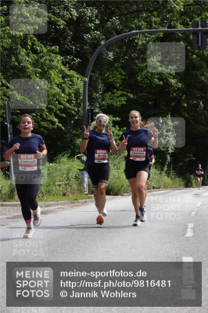 14.06.2026 - REWE Women's Run Jannik Wohlers http://msf.ph/oto/9816481 14.06.2026 10:52:21 Laufen 5868, 7, 5244, 5245 meine-sportfotos.de
