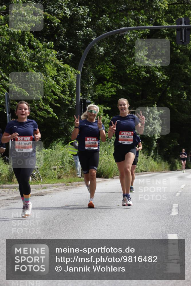 14.06.2026 - REWE Women's Run Jannik Wohlers http://msf.ph/oto/9816482 14.06.2026 10:52:21 Laufen 5868, 57, 7, 5245 meine-sportfotos.de