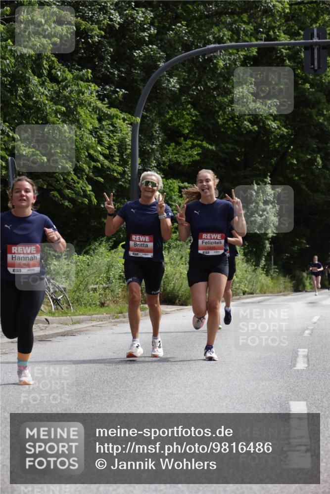 14.06.2026 - REWE Women's Run Jannik Wohlers http://msf.ph/oto/9816486 14.06.2026 10:52:21 Laufen 5868, 5244, 5245, 7 meine-sportfotos.de