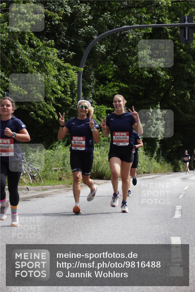 14.06.2026 - REWE Women's Run Jannik Wohlers http://msf.ph/oto/9816488 14.06.2026 10:52:21 Laufen 5868, 5245 meine-sportfotos.de