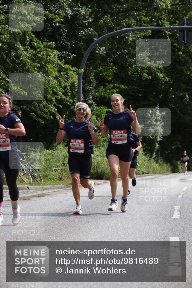 14.06.2026 - REWE Women's Run Jannik Wohlers http://msf.ph/oto/9816489 14.06.2026 10:52:21 Laufen 5244, 5245 meine-sportfotos.de