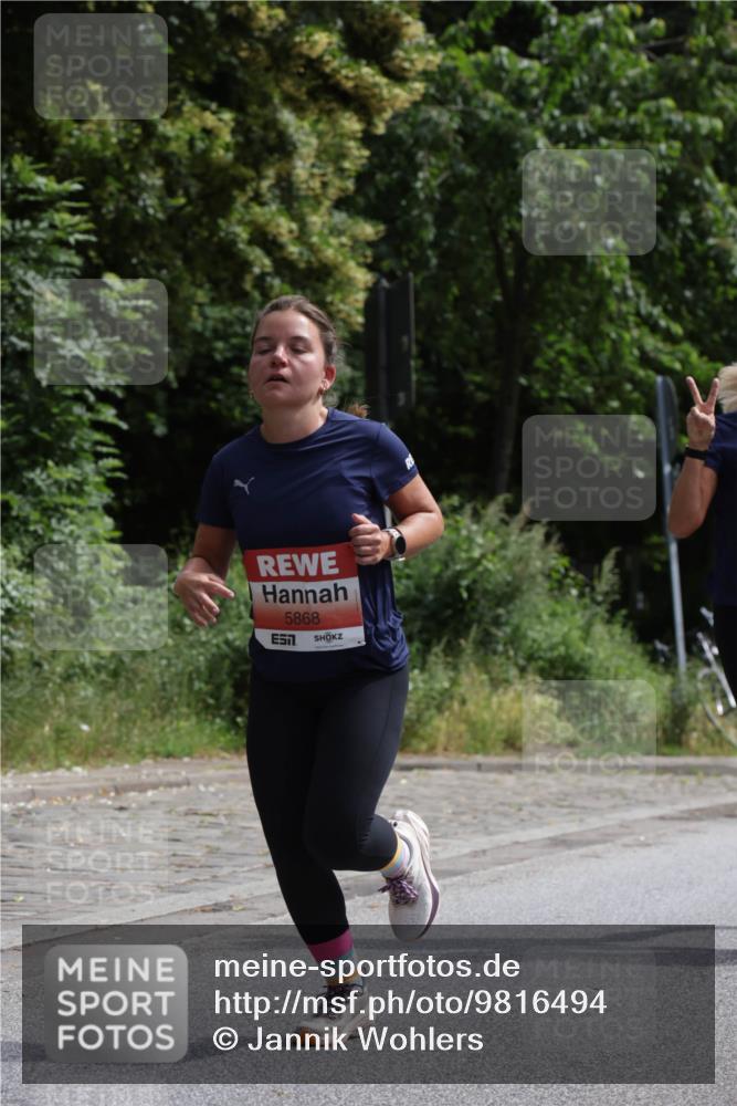 14.06.2026 - REWE Women's Run Jannik Wohlers http://msf.ph/oto/9816494 14.06.2026 10:52:22 Laufen 5868 meine-sportfotos.de