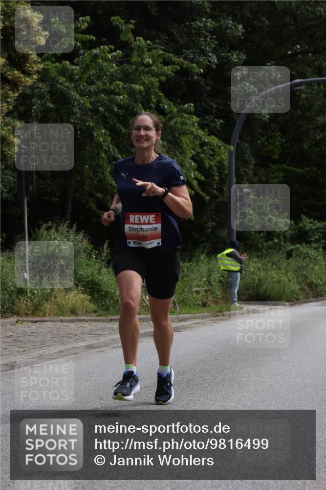 14.06.2026 - REWE Women's Run Jannik Wohlers http://msf.ph/oto/9816499 14.06.2026 10:52:25 Laufen 5556 meine-sportfotos.de