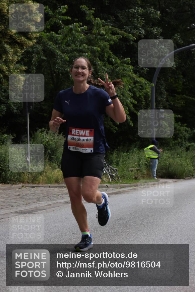 14.06.2026 - REWE Women's Run Jannik Wohlers http://msf.ph/oto/9816504 14.06.2026 10:52:25 Laufen 5556 meine-sportfotos.de