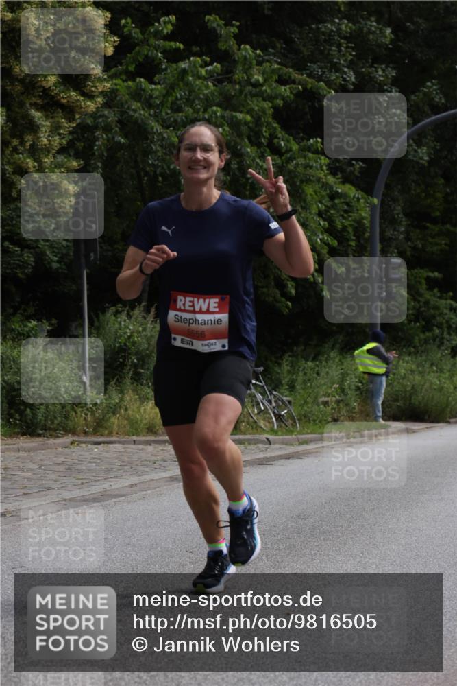 14.06.2026 - REWE Women's Run Jannik Wohlers http://msf.ph/oto/9816505 14.06.2026 10:52:25 Laufen 5556 meine-sportfotos.de