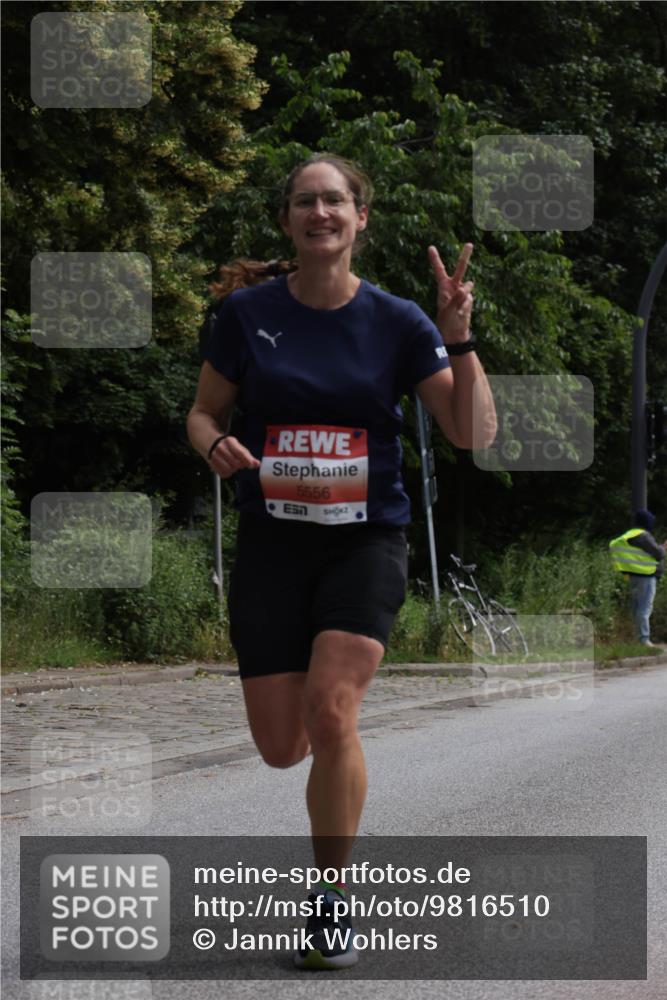 14.06.2026 - REWE Women's Run Jannik Wohlers http://msf.ph/oto/9816510 14.06.2026 10:52:25 Laufen 5556 meine-sportfotos.de