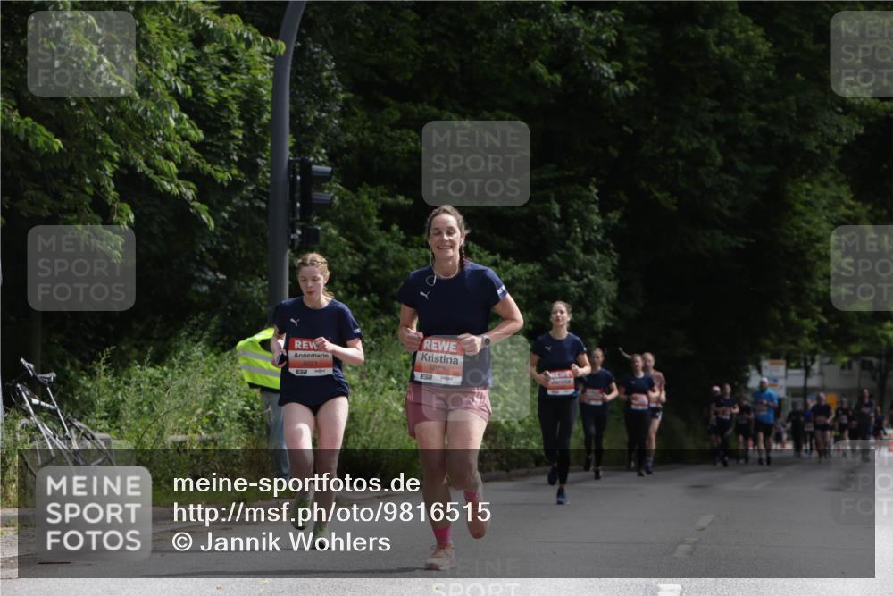 14.06.2026 - REWE Women's Run Jannik Wohlers http://msf.ph/oto/9816515 14.06.2026 10:52:33 Laufen 5021, 57, 6023, 7 meine-sportfotos.de