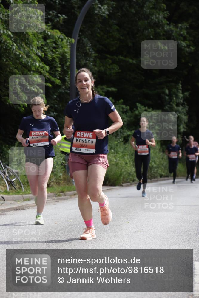 14.06.2026 - REWE Women's Run Jannik Wohlers http://msf.ph/oto/9816518 14.06.2026 10:52:35 Laufen 5021, 7, 6023, 57 meine-sportfotos.de