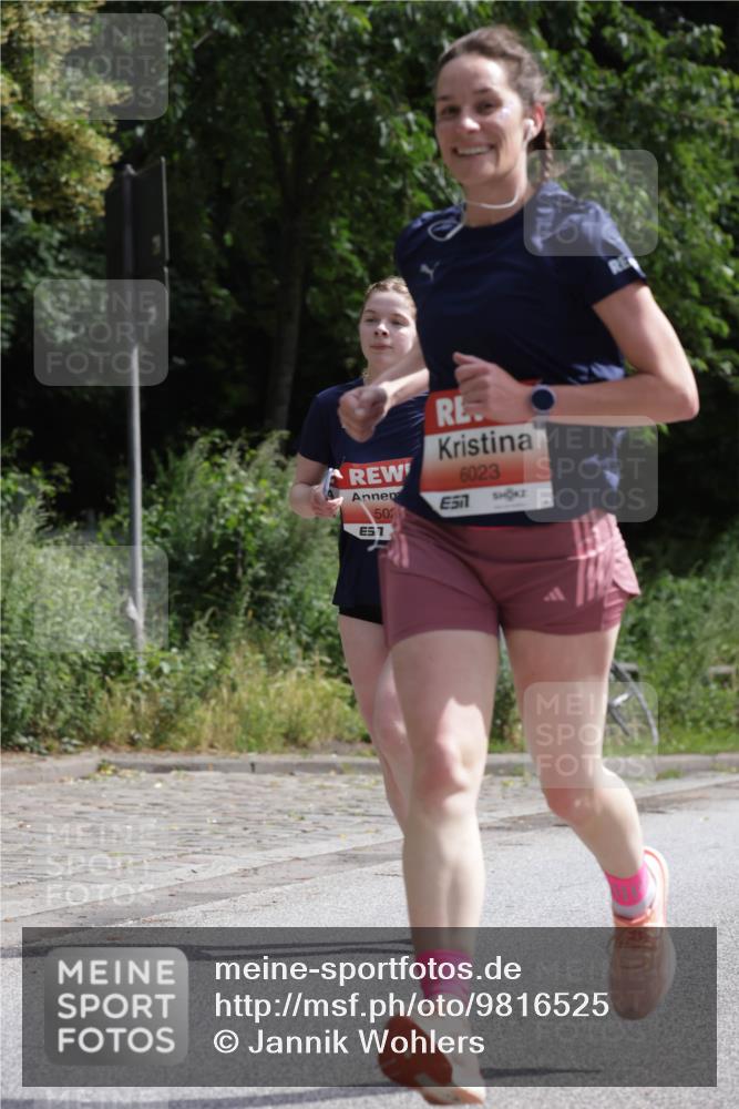 14.06.2026 - REWE Women's Run Jannik Wohlers http://msf.ph/oto/9816525 14.06.2026 10:52:36 Laufen 502, 7, 6023, 57 meine-sportfotos.de