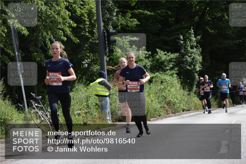 14.06.2026 - REWE Women's Run Jannik Wohlers http://msf.ph/oto/9816540 14.06.2026 10:52:42 Laufen 5048, 5070 meine-sportfotos.de