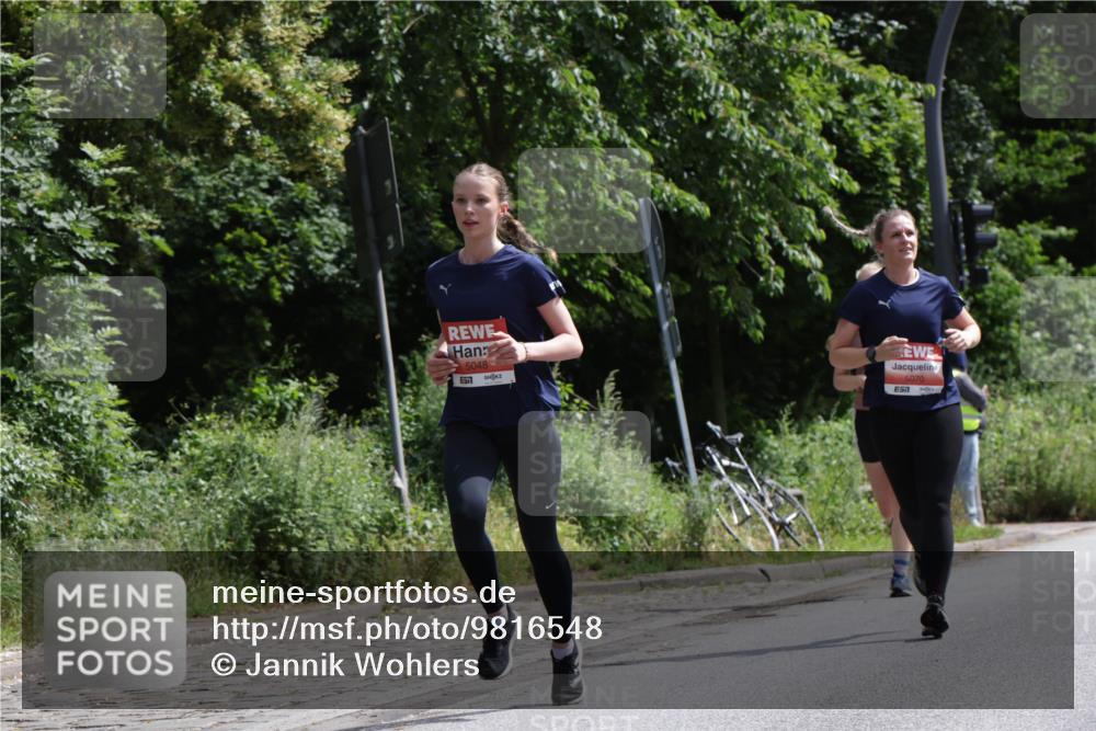 14.06.2026 - REWE Women's Run Jannik Wohlers http://msf.ph/oto/9816548 14.06.2026 10:52:43 Laufen 5048, 5070 meine-sportfotos.de